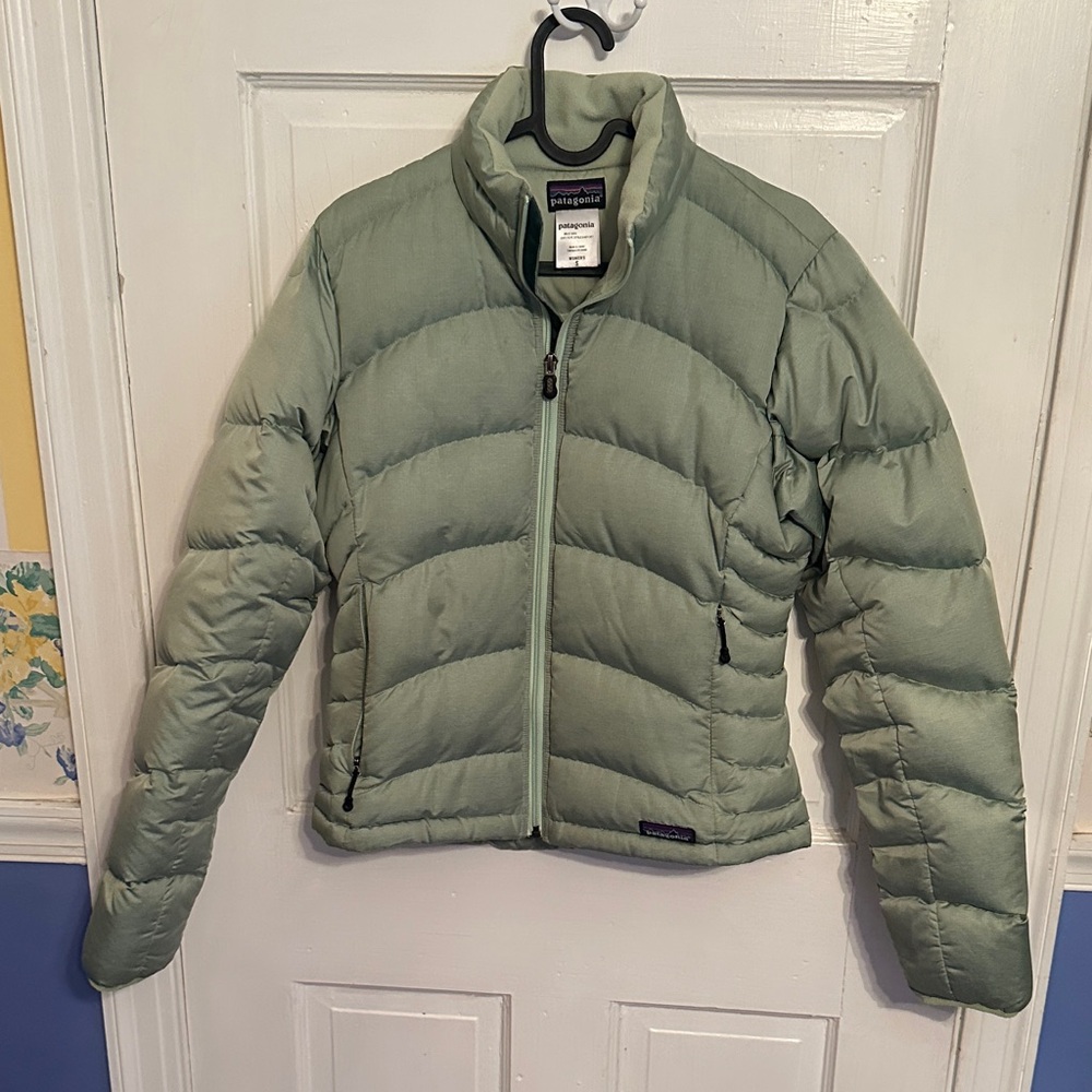 Patagonia Sage Green Quilted Jacket